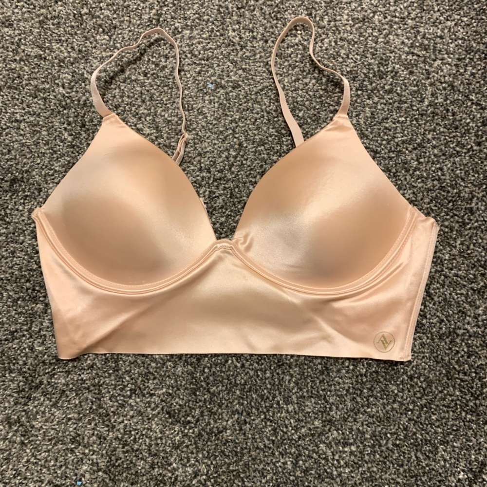 Adrienne Vittadini - bra, like new
